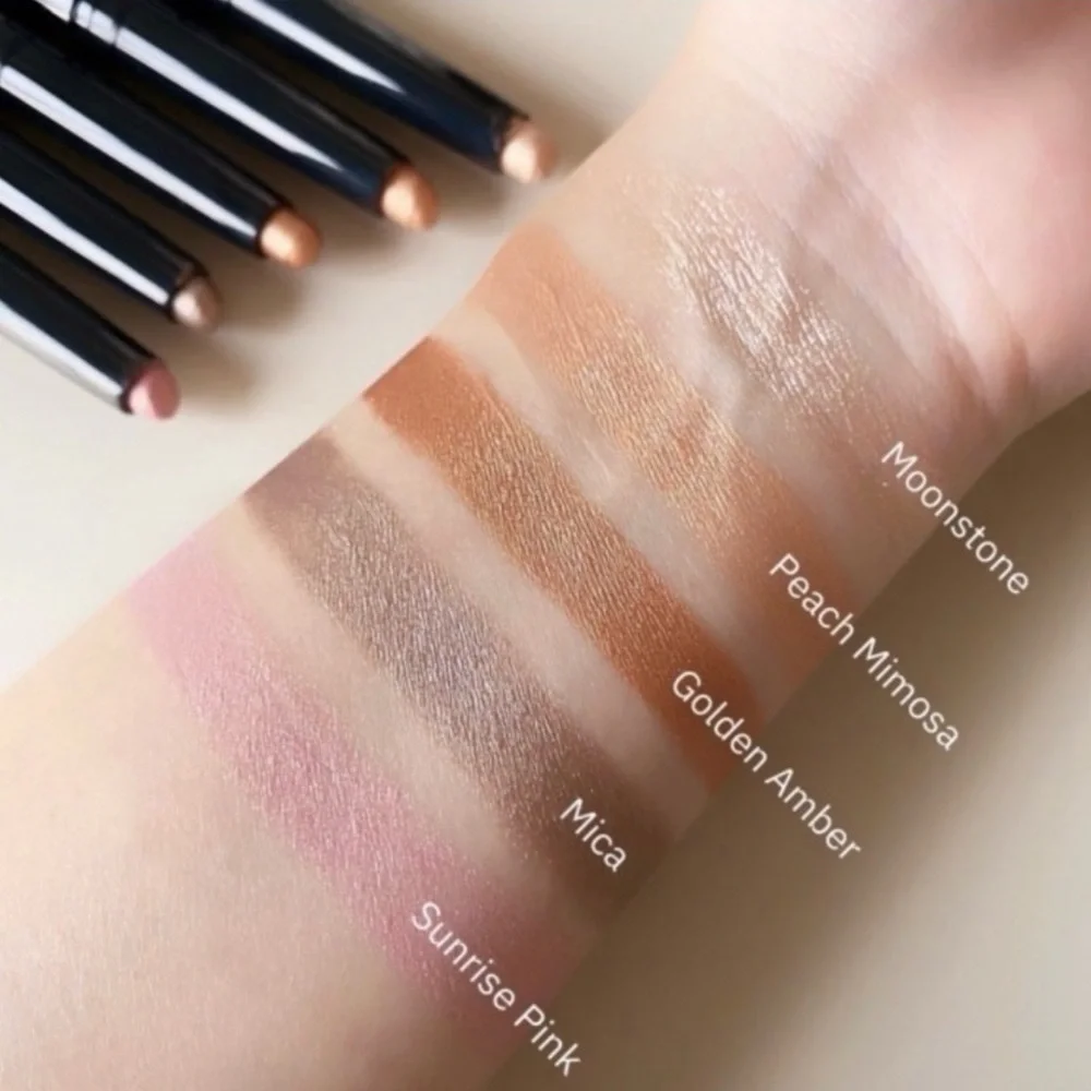 Bobbi Brown • Cream Eyeshadow Stick